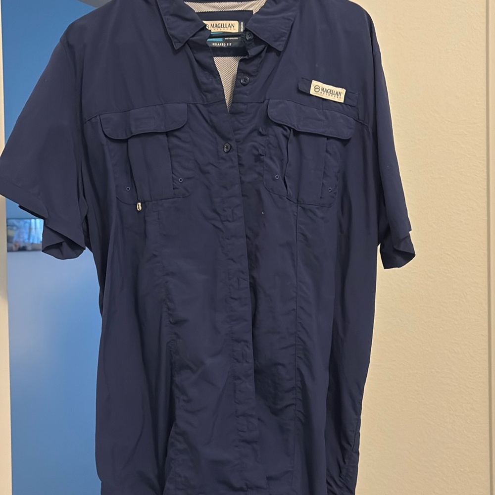 Never worn 2xL shirt for women.